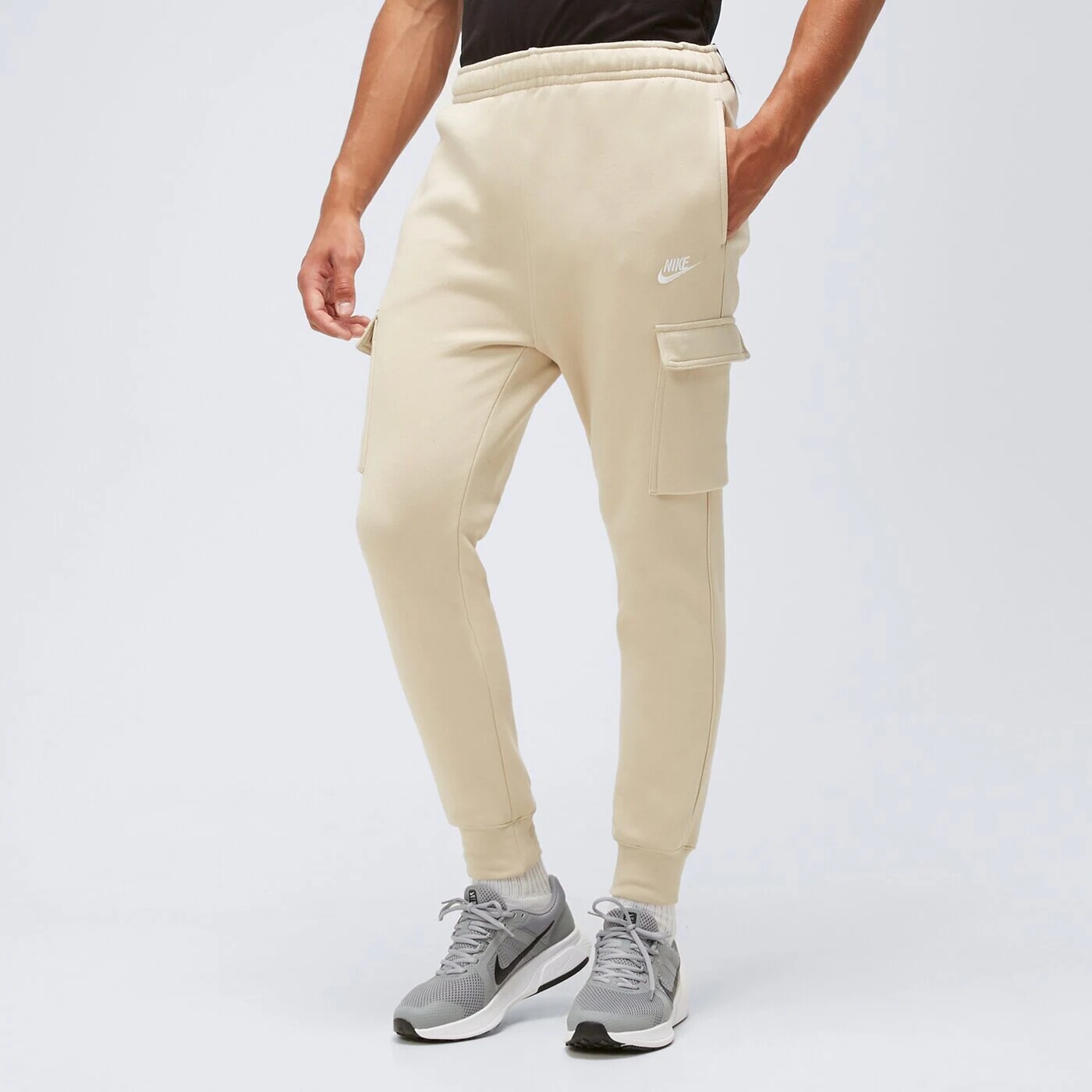 Брюки флисовые Nike SportWear Club, бежевый
Брюки флисовые Nike SportWear Club, бежевый