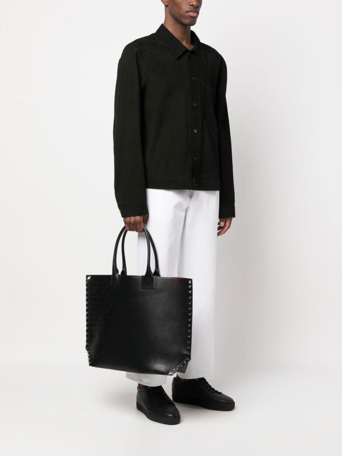 Christian Louboutin сумка-тоут Cabalou с перфорацией, черный
Christian Louboutin сумка-тоут Cabalou с перфорацией, черный