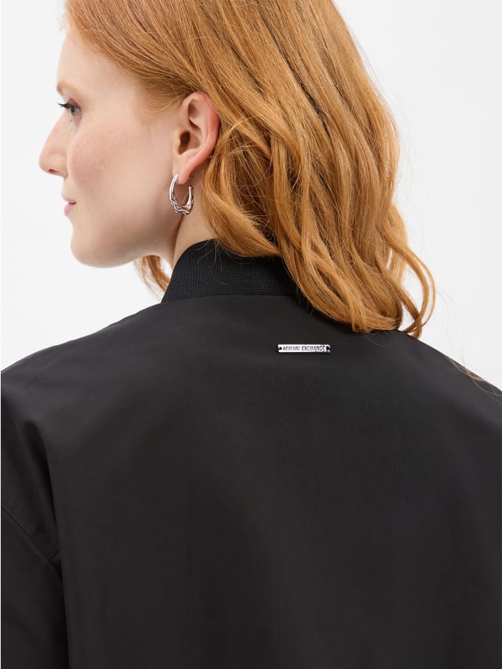 Блейзер Armani Exchange, черный
Блейзер Armani Exchange, черный