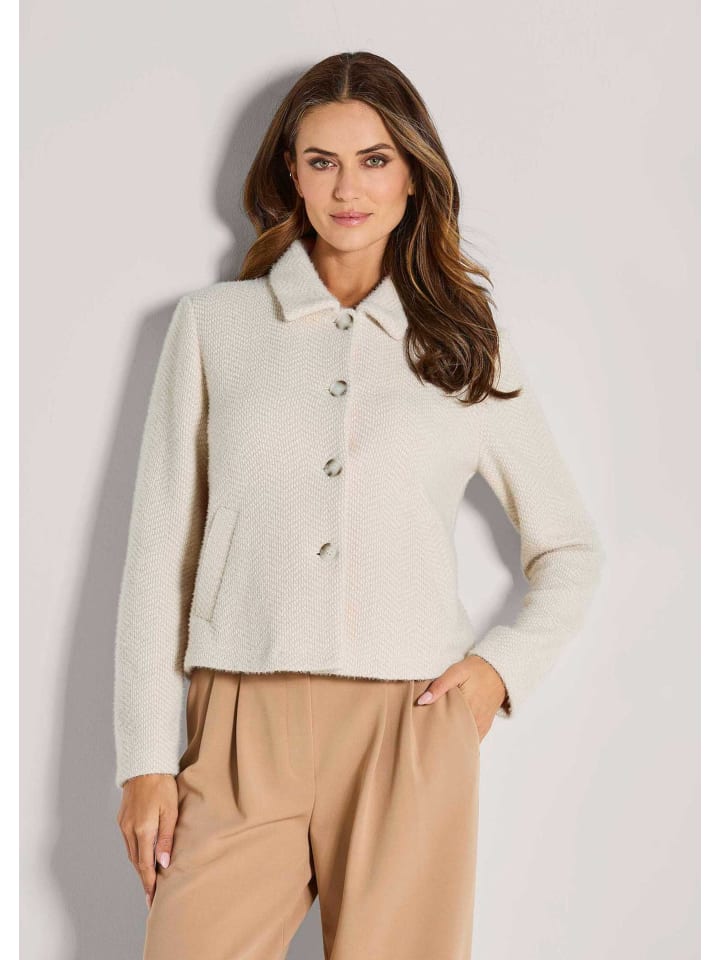 MADELEINE Элегантный женский блейзер с пуговицами из рога жемчужно-белого цвета
MADELEINE Элегантный женский блейзер с пуговицами из рога жемчужно-белого цвета