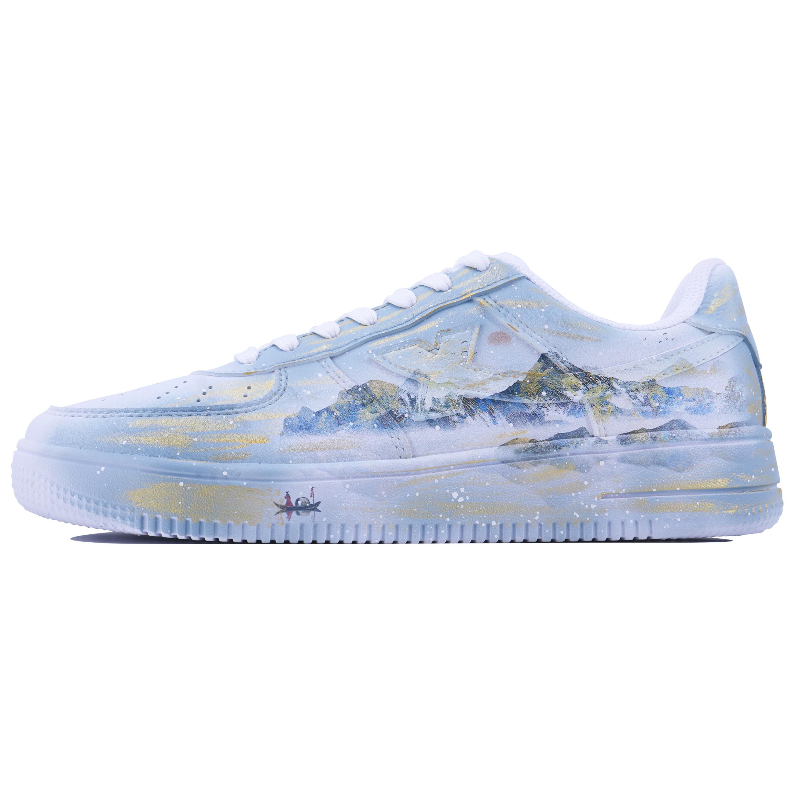 XTEP Кроссовки Air Force One с низким верхом, противоскользящие и износостойкие, дышащие, мужские, для скейтбординга, белые, синие и золотые
XTEP Кроссовки Air Force One с низким верхом, противоскользящие и износостойкие, дышащие, мужские, для скейтбординга, белые, синие и золотые