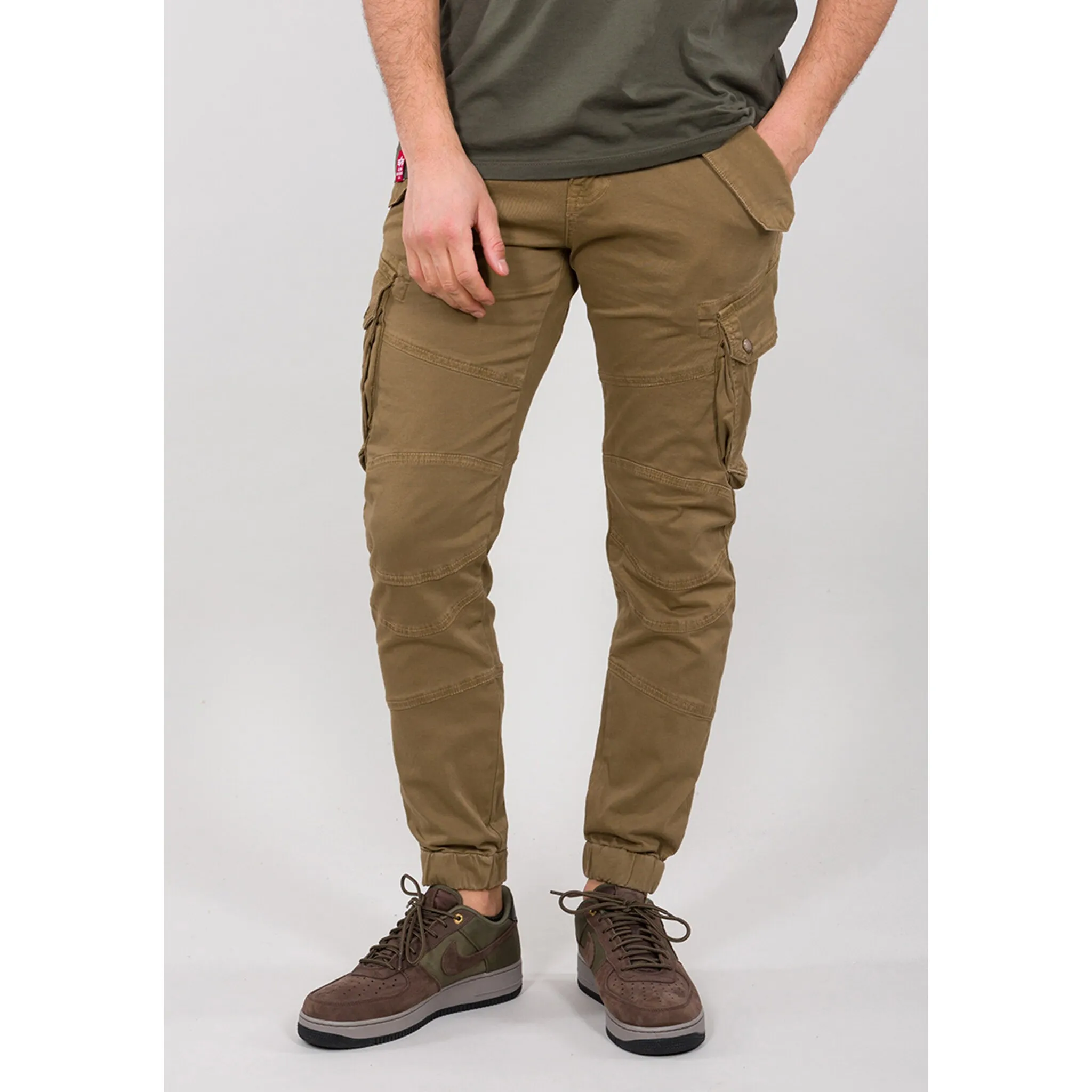 Брюки-карго Alpha Industries " Alpha Industries Мужчины - Брюки Combat Pant LW", хаки
Брюки-карго Alpha Industries " Alpha Industries Мужчины - Брюки Combat Pant LW", хаки