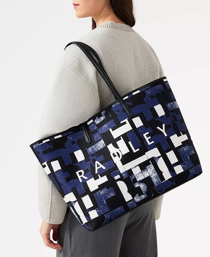 Большая сумка-тоут с открытым верхом Southwell Gardens Abstract Geo Radley London, синий
Большая сумка-тоут с открытым верхом Southwell Gardens Abstract Geo Radley London, синий