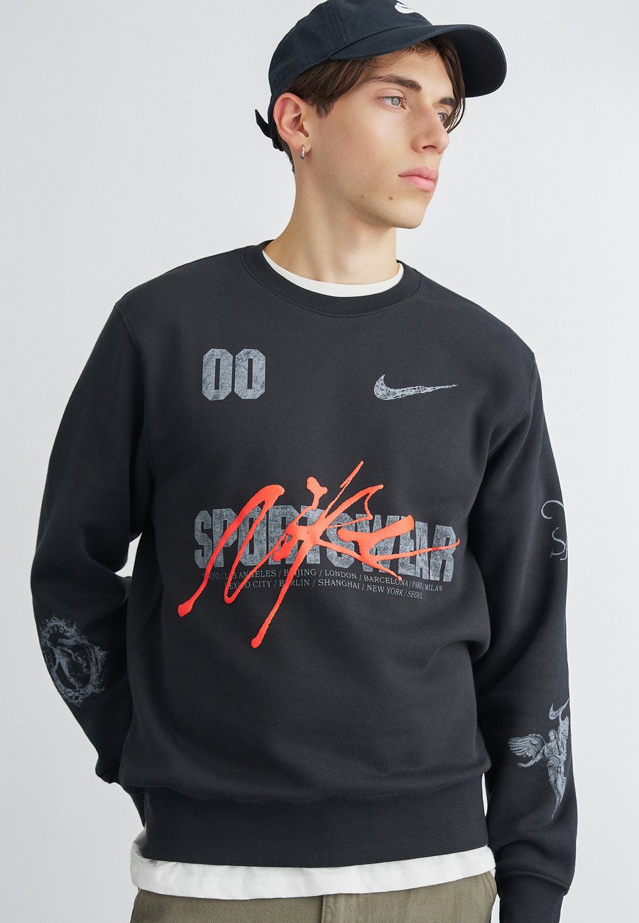 Толстовка Nike Sportswear CREW CLUB, Black
Толстовка Nike Sportswear CREW CLUB, Black