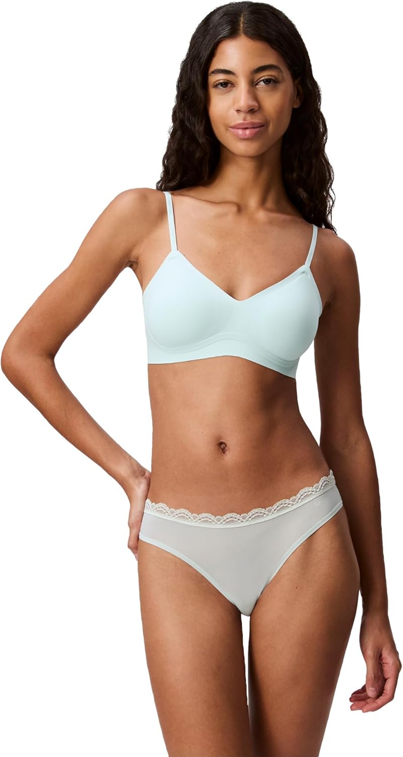 Calvin Klein Womens Invisibles Gel Wire Lightly Lined Bralette, Moonlight Jade
Calvin Klein Womens Invisibles Gel Wire Lightly Lined Bralette, Moonlight Jade