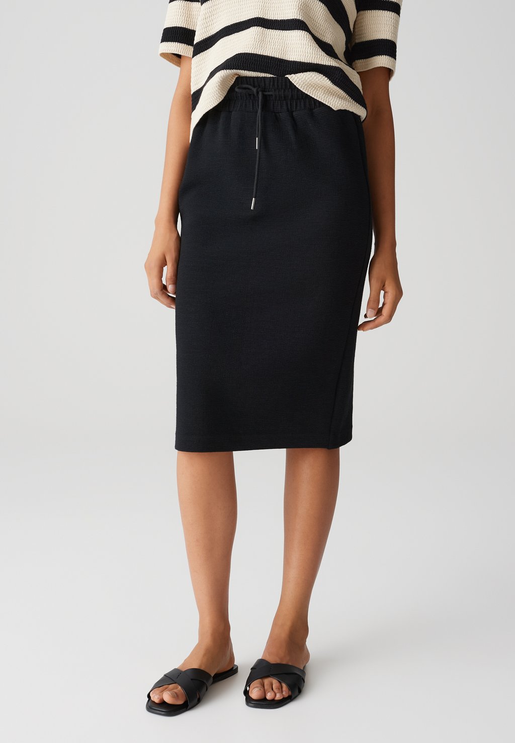 Юбка-карандаш MIDI RIMANTI DYNAMIC OPUS, черный
Юбка-карандаш MIDI RIMANTI DYNAMIC OPUS, черный