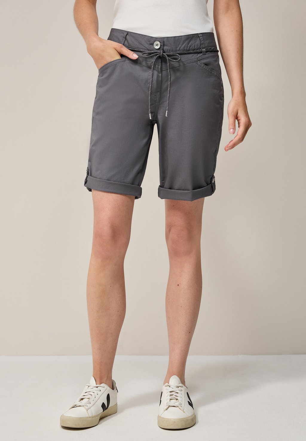 Шорты MIT TUNNELZUG Cecil, цвет Grau
Шорты MIT TUNNELZUG Cecil, цвет Grau