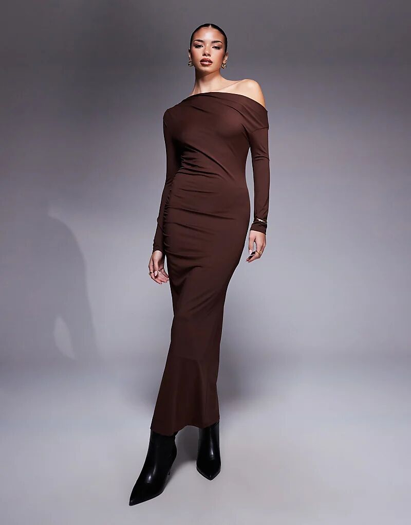 Платье макси с открытыми плечами и воротником-хомут ASOS DESIGN шоколадного цвета
Платье макси с открытыми плечами и воротником-хомут ASOS DESIGN шоколадного цвета