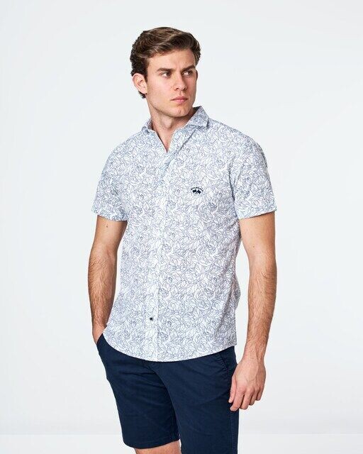 Мужская рубашка приталенного кроя из поплина с принтом в виде листьев Spagnolo, темно-синий
Мужская рубашка приталенного кроя из поплина с принтом в виде листьев Spagnolo, темно-синий