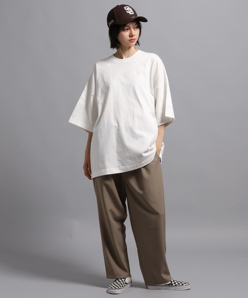 Футболка, крой оверсайз, бренд GS GEORGE'S, цвет кремовый
Футболка, крой оверсайз, бренд GS GEORGE'S, цвет кремовый