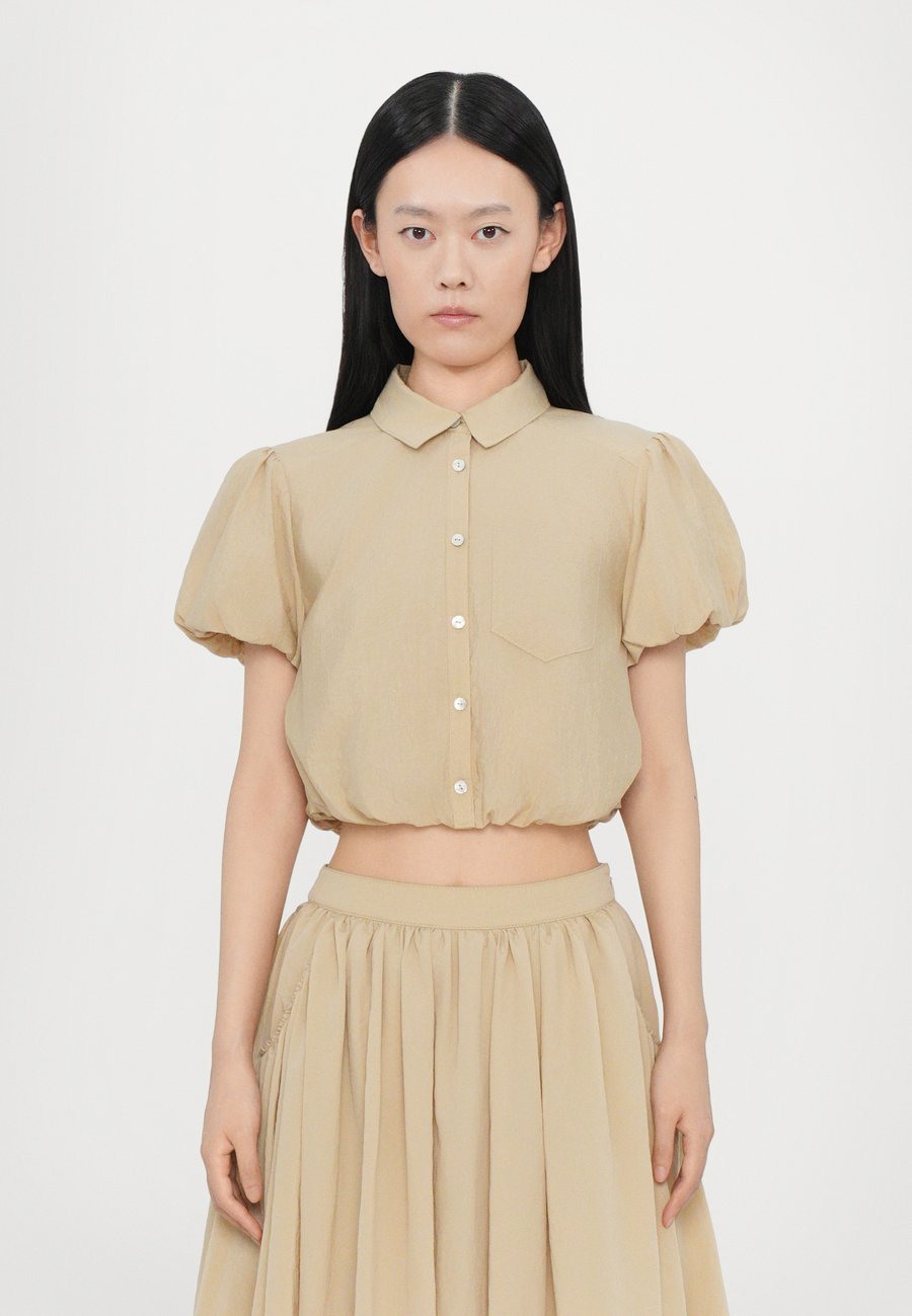 Блуза Cinq à Sept ALLINAE, Khaki/Beige
Блуза Cinq à Sept ALLINAE, Khaki/Beige