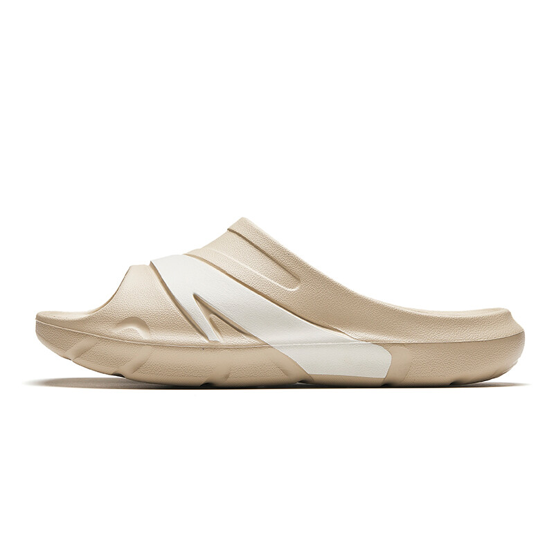 Шлепанцы серии C37 мужские белые/бежевые Anta
Шлепанцы серии C37 мужские белые/бежевые Anta