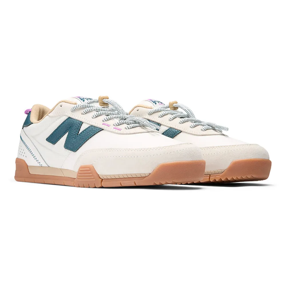 Кроссовки New Balance Numeric 440 V2 Trail Low, белый
Кроссовки New Balance Numeric 440 V2 Trail Low, белый