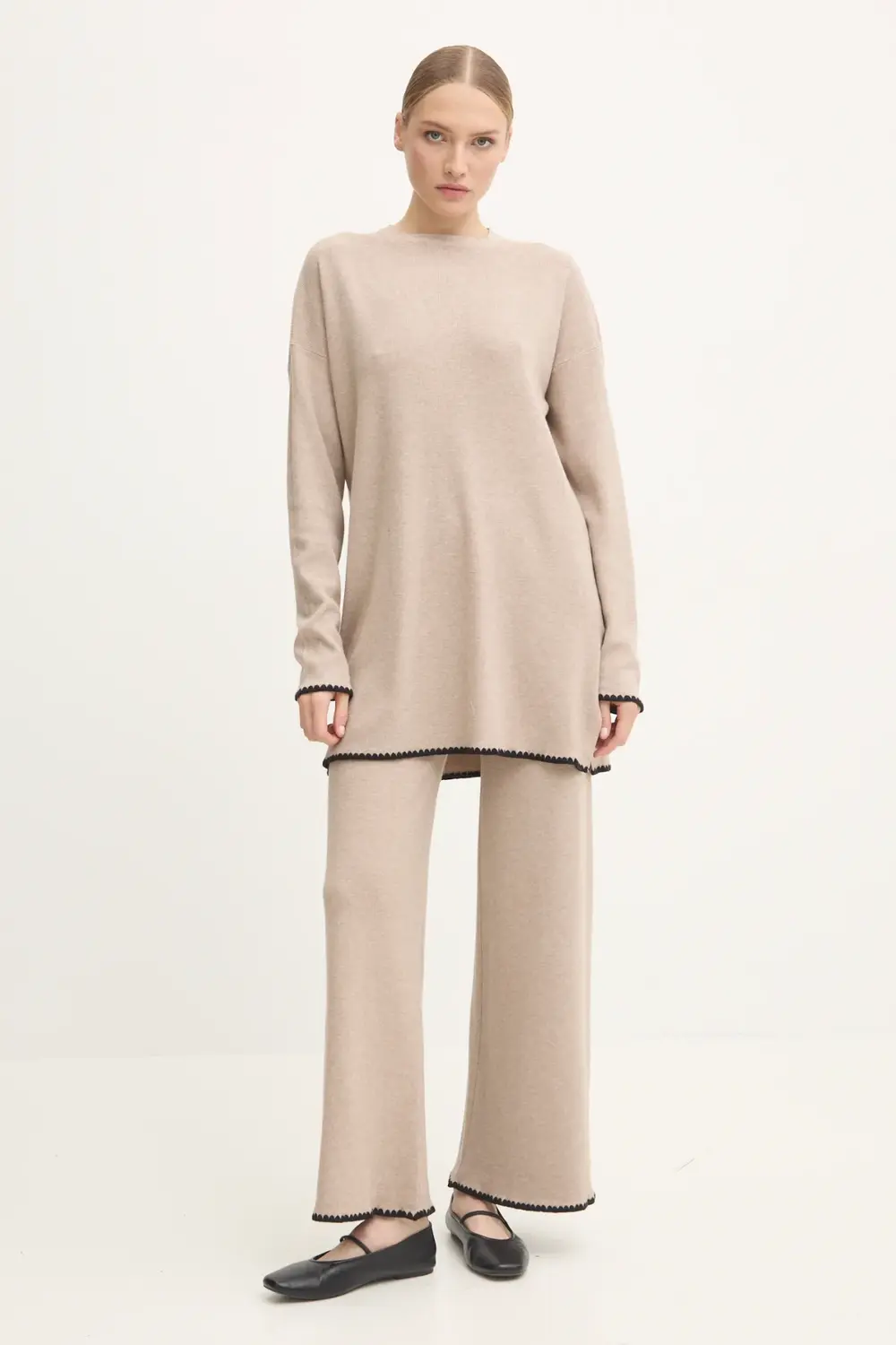 Набор Answear Lab, бежевый
Набор Answear Lab, бежевый