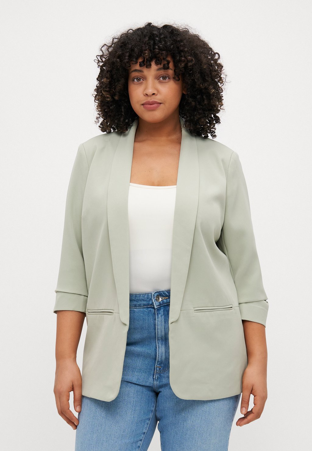 Короткое пальто CARELLY 3/4 LIFE TLR NOOS ONLY Carmakoma, оливковый
Короткое пальто CARELLY 3/4 LIFE TLR NOOS ONLY Carmakoma, оливковый