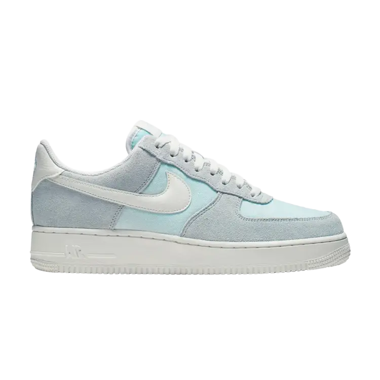 Кроссовки Nike Air Force 1 Low '07 'Ghost Aqua', синий
Кроссовки Nike Air Force 1 Low '07 'Ghost Aqua', синий