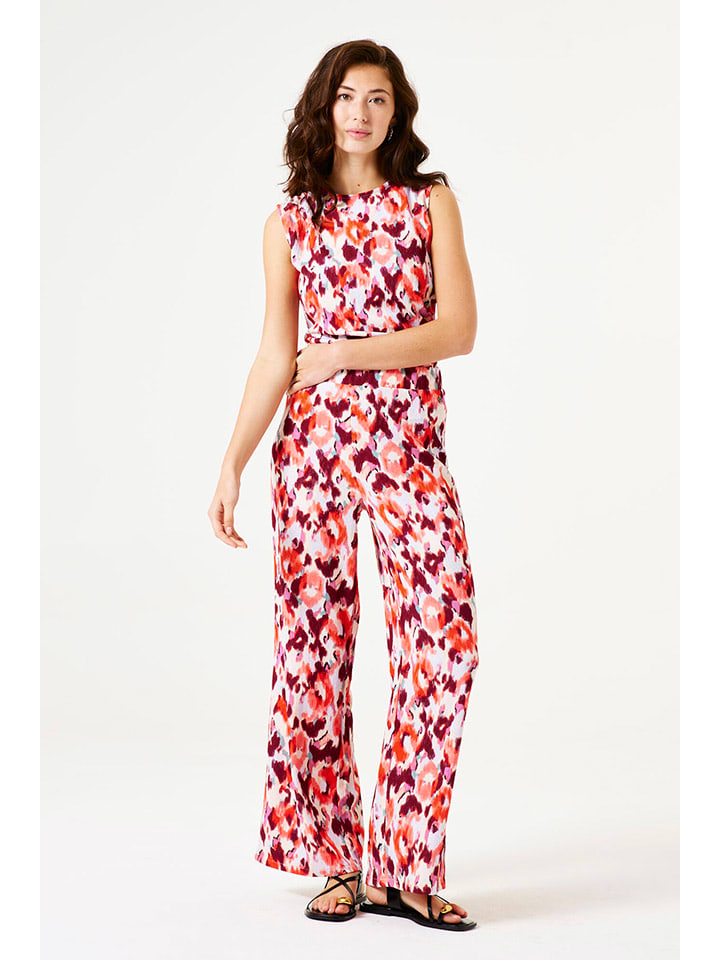 Топ Garcia
Топ Garcia