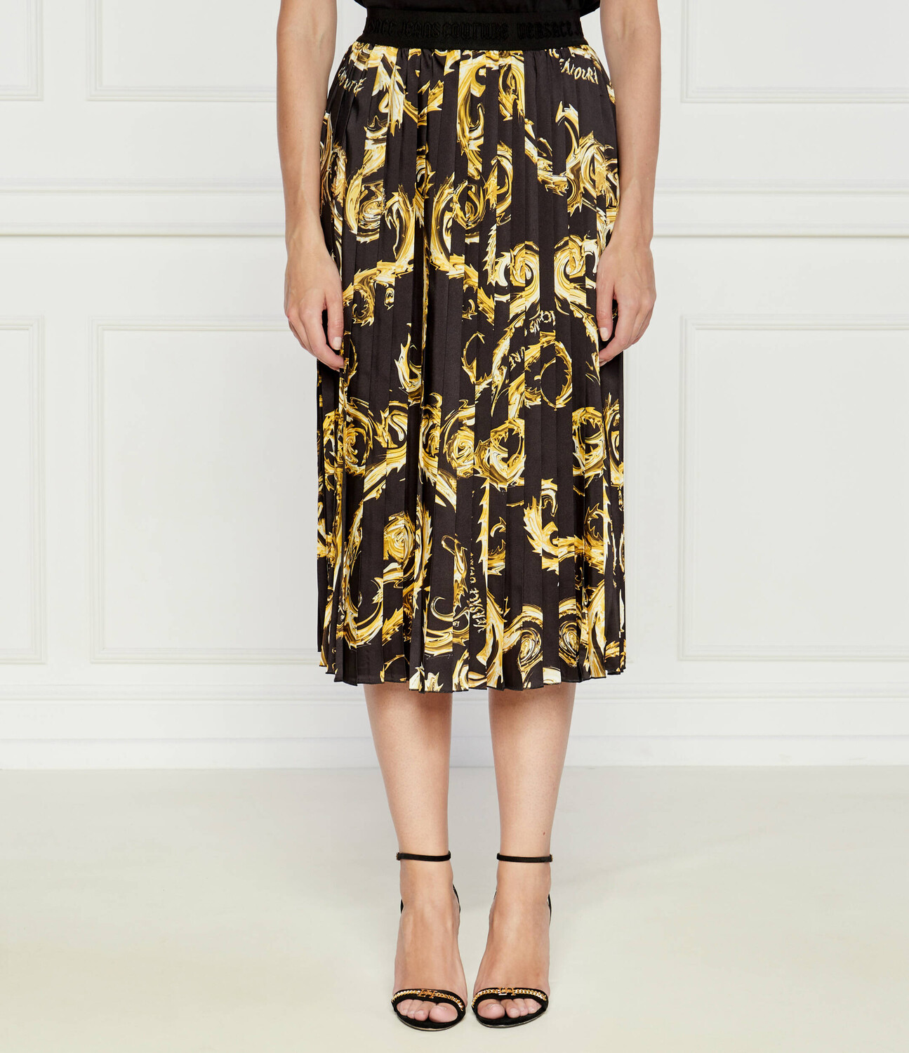 Юбка Versace Jeans Couture, черный
Юбка Versace Jeans Couture, черный