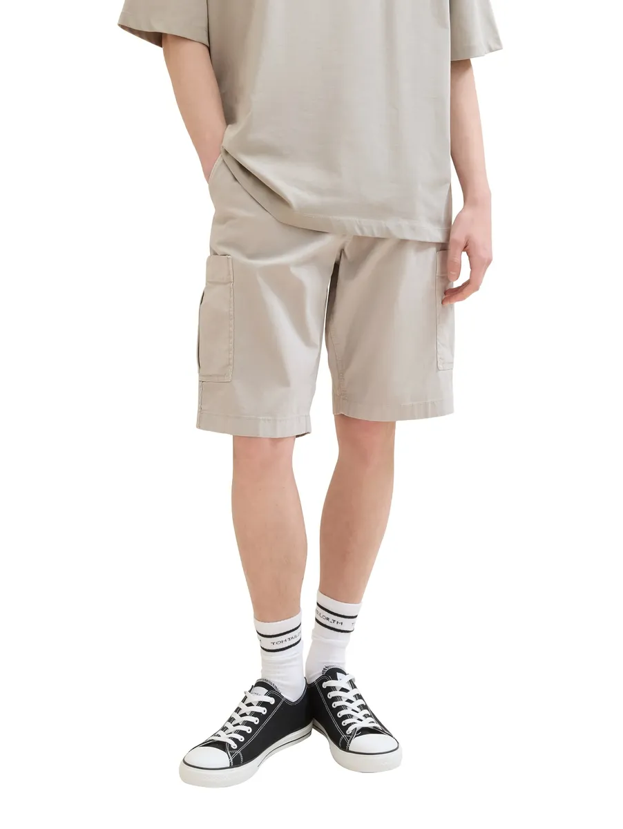 Джинсовые шорты карго TOM TAILOR, однотонные Tom Tailor Denim, серый
Джинсовые шорты карго TOM TAILOR, однотонные Tom Tailor Denim, серый