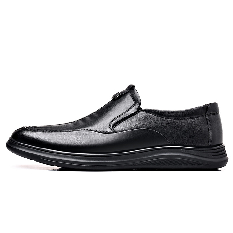 Мужские повседневные туфли GZZ черные низкие с перфорацией на шнуровке
Мужские повседневные туфли GZZ черные низкие с перфорацией на шнуровке