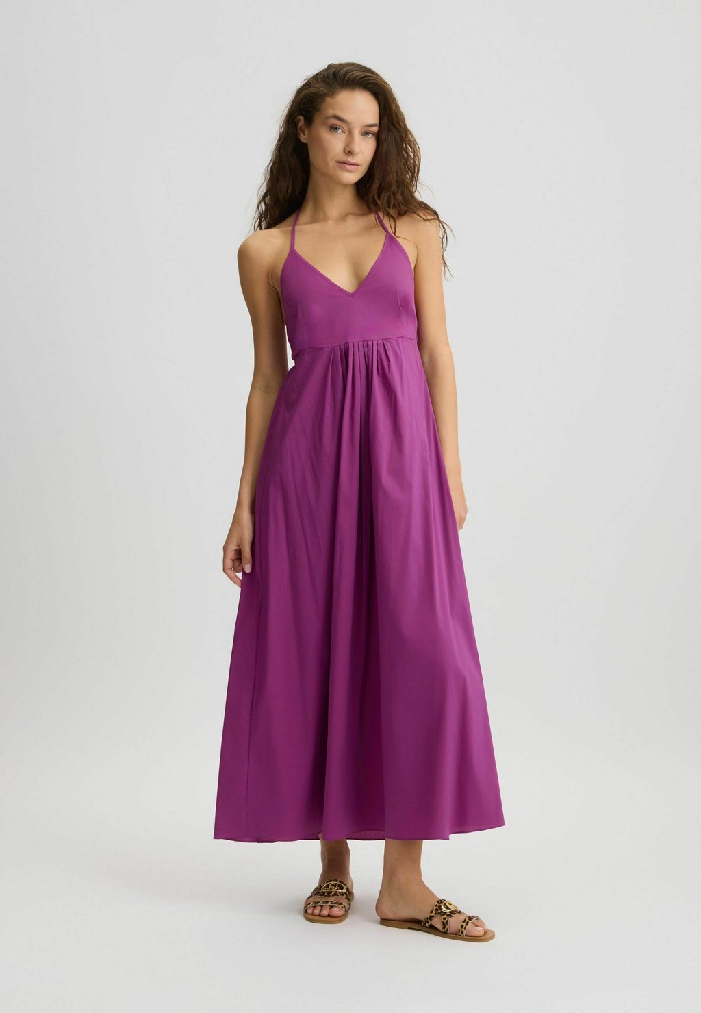 Платье макси LIU JO, цвет Berry
Платье макси LIU JO, цвет Berry