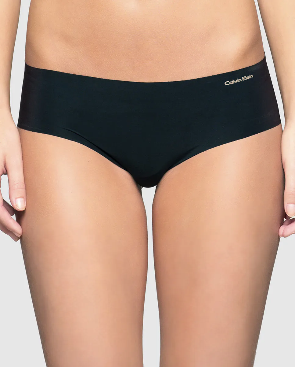 Бесшовные женские брюки-кюлоты Calvin Klein, черный 
Бесшовные женские брюки-кюлоты Calvin Klein, черный