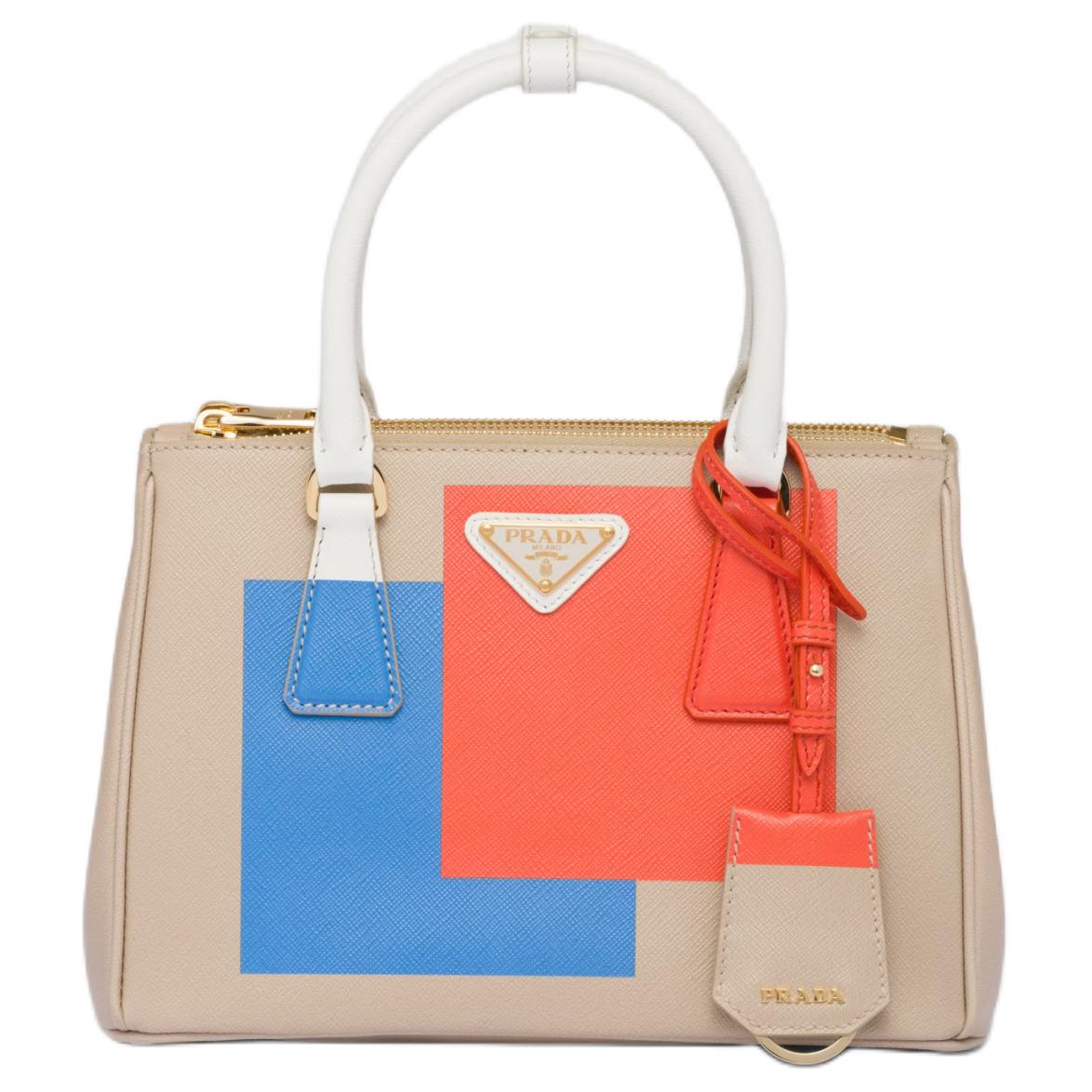 Сумка Galleria Killer Bag из телячьей кожи, сумка через плечо, кроссбоди, маленькая женская, разноцветная Prada, box(basic set+box)
Сумка Galleria Killer Bag из телячьей кожи, сумка через плечо, кроссбоди, маленькая женская, разноцветная Prada, box(basic set+box)