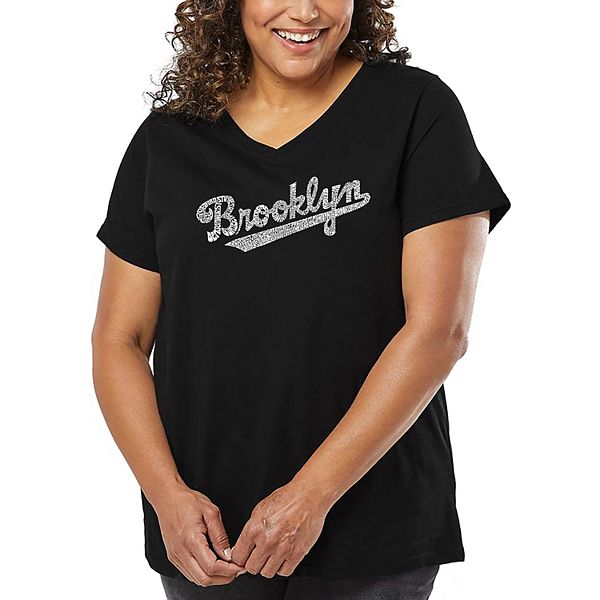 Женская футболка plus size с принтом в виде слов и V-образным вырезом - Brooklyn Neighborhoods La Pop Art, Black, Черный, Женская футболка plus size с принтом в виде слов и V-образным вырезом - Brooklyn Neighborhoods La Pop Art, Black
Женская футболка plus size с принтом в виде слов и V-образным вырезом - Brooklyn Neighborhoods La Pop Art, Black, Черный, Женская футболка plus size с принтом в виде слов и V-образным вырезом - Brooklyn Neighborhoods La Pop Art, Black