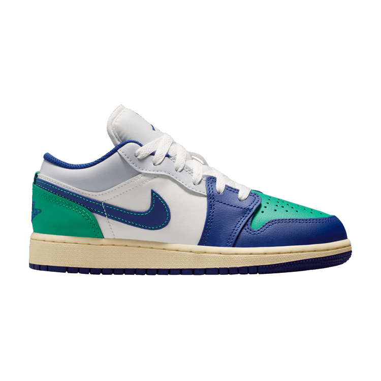 Кроссовки Air Jordan Air Jordan 1 Low GS 'Rare Air', синий
Кроссовки Air Jordan Air Jordan 1 Low GS 'Rare Air', синий