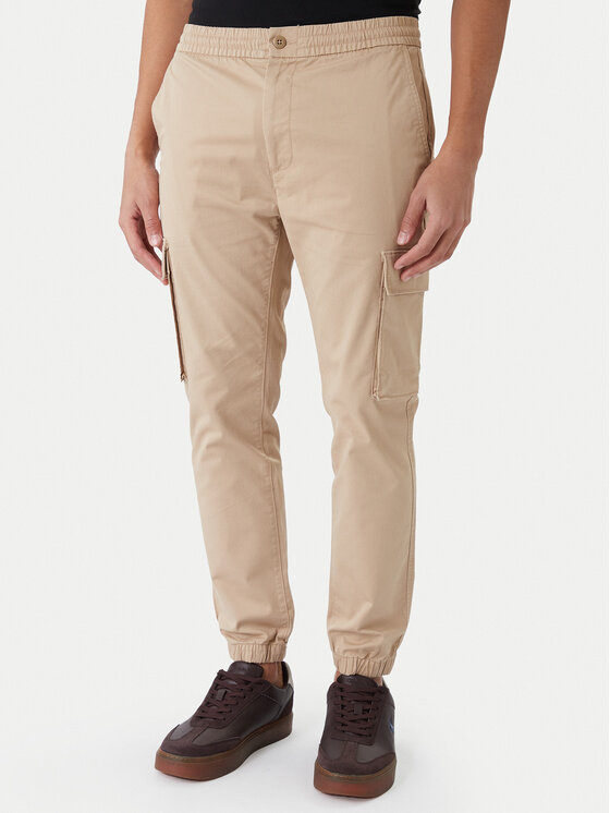 Джоггеры skinny fit Comfort LV04RD608G Calvin Klein Jeans, коричневый
Джоггеры skinny fit Comfort LV04RD608G Calvin Klein Jeans, коричневый