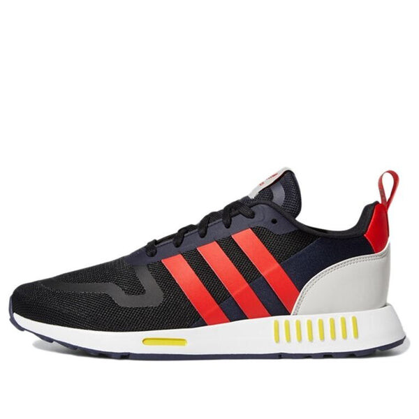 Кроссовки оригиналы общие мультикс Adidas, черный 
Кроссовки оригиналы общие мультикс Adidas, черный