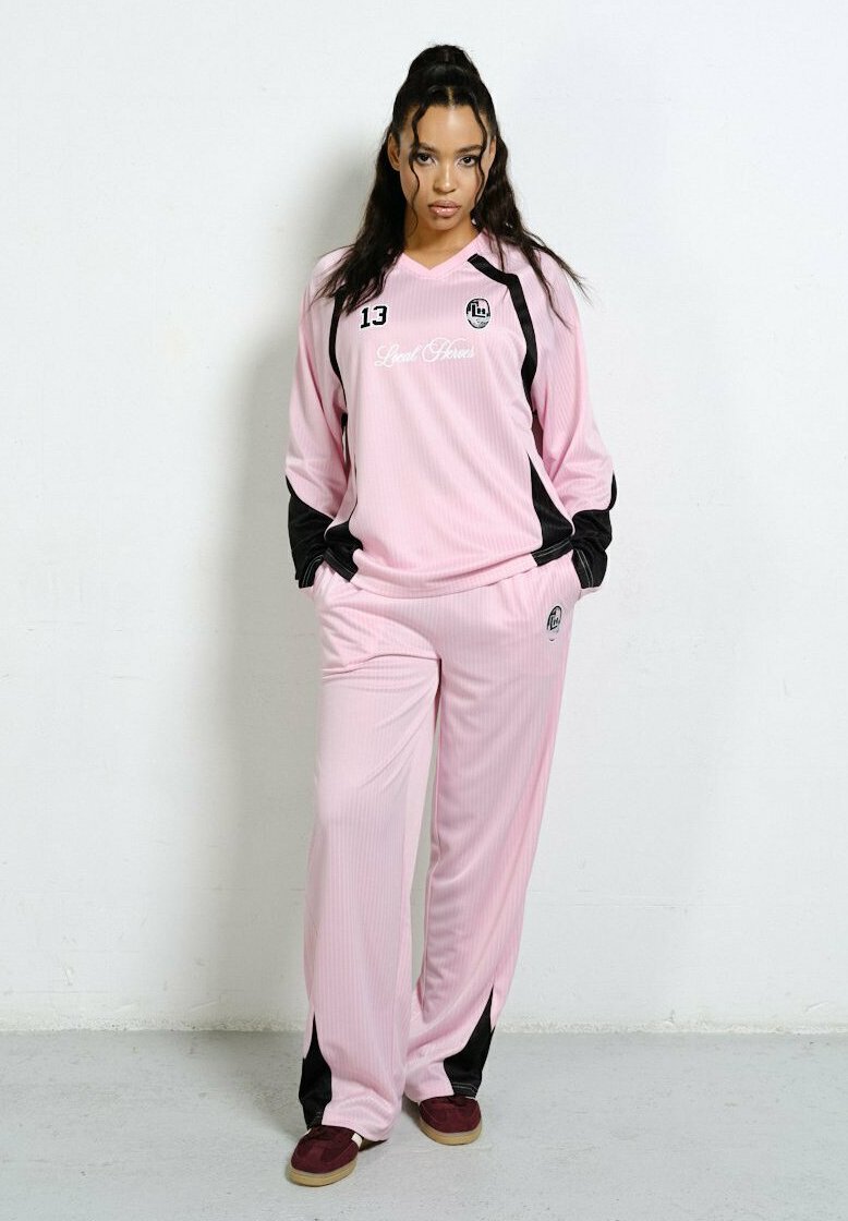 Топ Local Heroes Long sleeved top, Print/Light Pink
Топ Local Heroes Long sleeved top, Print/Light Pink