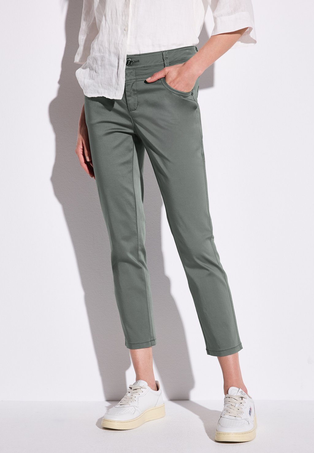 Брюки 45876 Street One, оливковый
Брюки 45876 Street One, оливковый