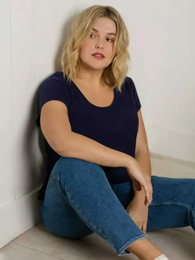 Футболка Live Unlimited Curve Cotton Slub Scoop Neck, темно-синий
Футболка Live Unlimited Curve Cotton Slub Scoop Neck, темно-синий