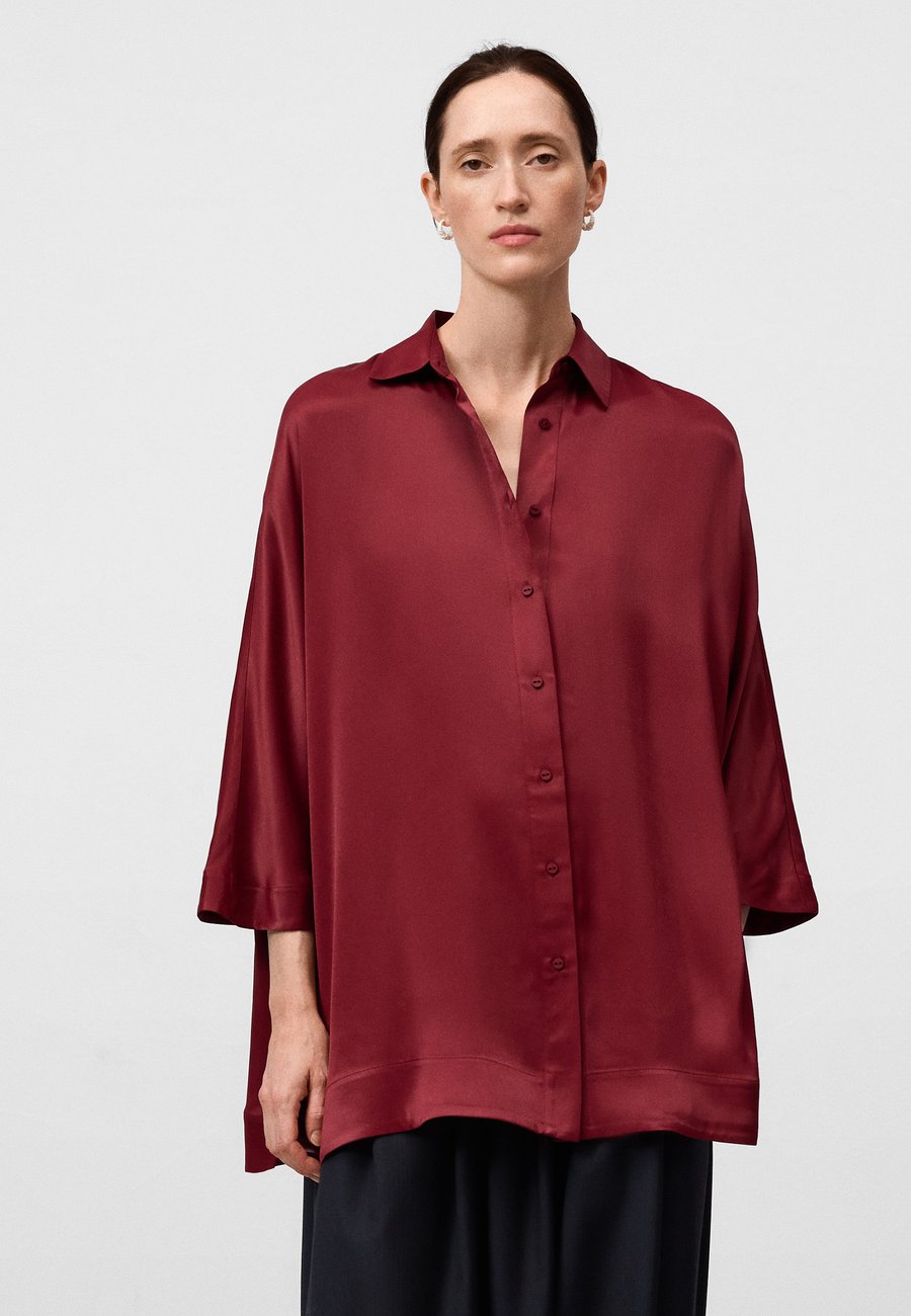 Блуза ADOLFO DOMINGUEZ OVERSIZE, Dark Red
Блуза ADOLFO DOMINGUEZ OVERSIZE, Dark Red