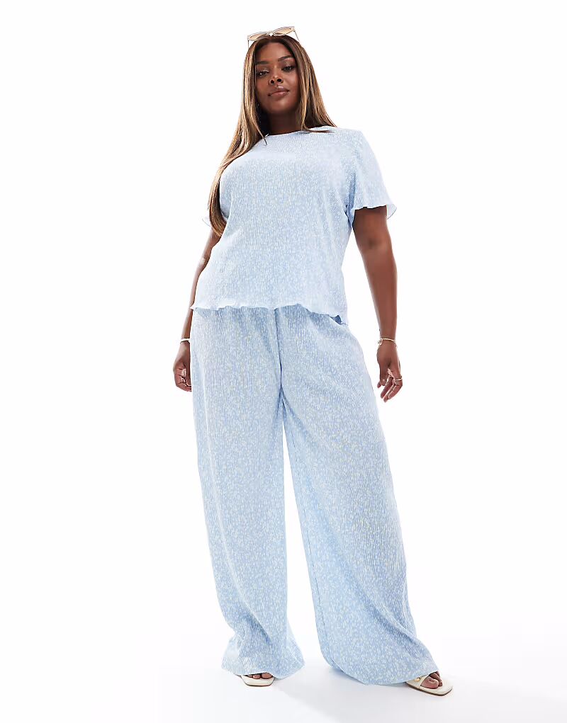 Брюки Pieces Curve с мини-плиссировкой и широкими штанинами, с мелким синим цветочным принтом Pieces Plus
Брюки Pieces Curve с мини-плиссировкой и широкими штанинами, с мелким синим цветочным принтом Pieces Plus