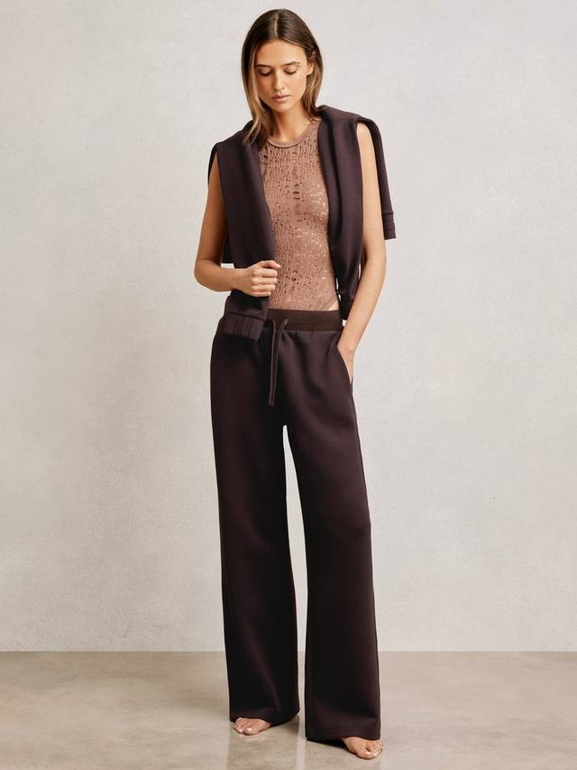 Petite Laney широкие спортивные брюки Reiss
Petite Laney широкие спортивные брюки Reiss