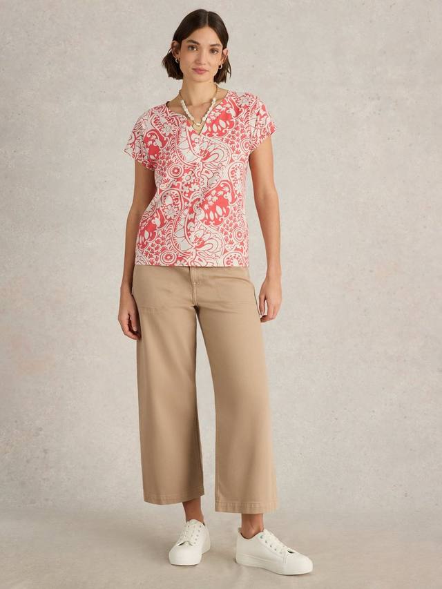 Футболка Nelly с цветочным принтом и V-образным вырезом White Stuff, Orange
Футболка Nelly с цветочным принтом и V-образным вырезом White Stuff, Orange