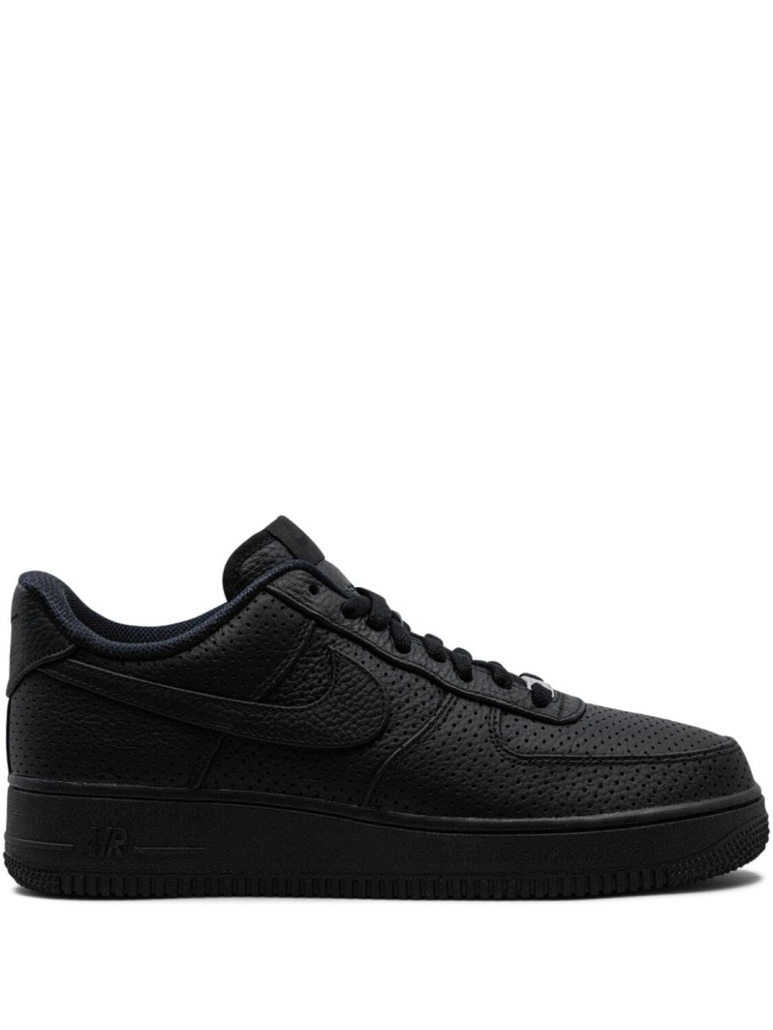 Nike кроссовки Air Force 1 Low SP "Triple Black Perforated", черный
Nike кроссовки Air Force 1 Low SP "Triple Black Perforated", черный