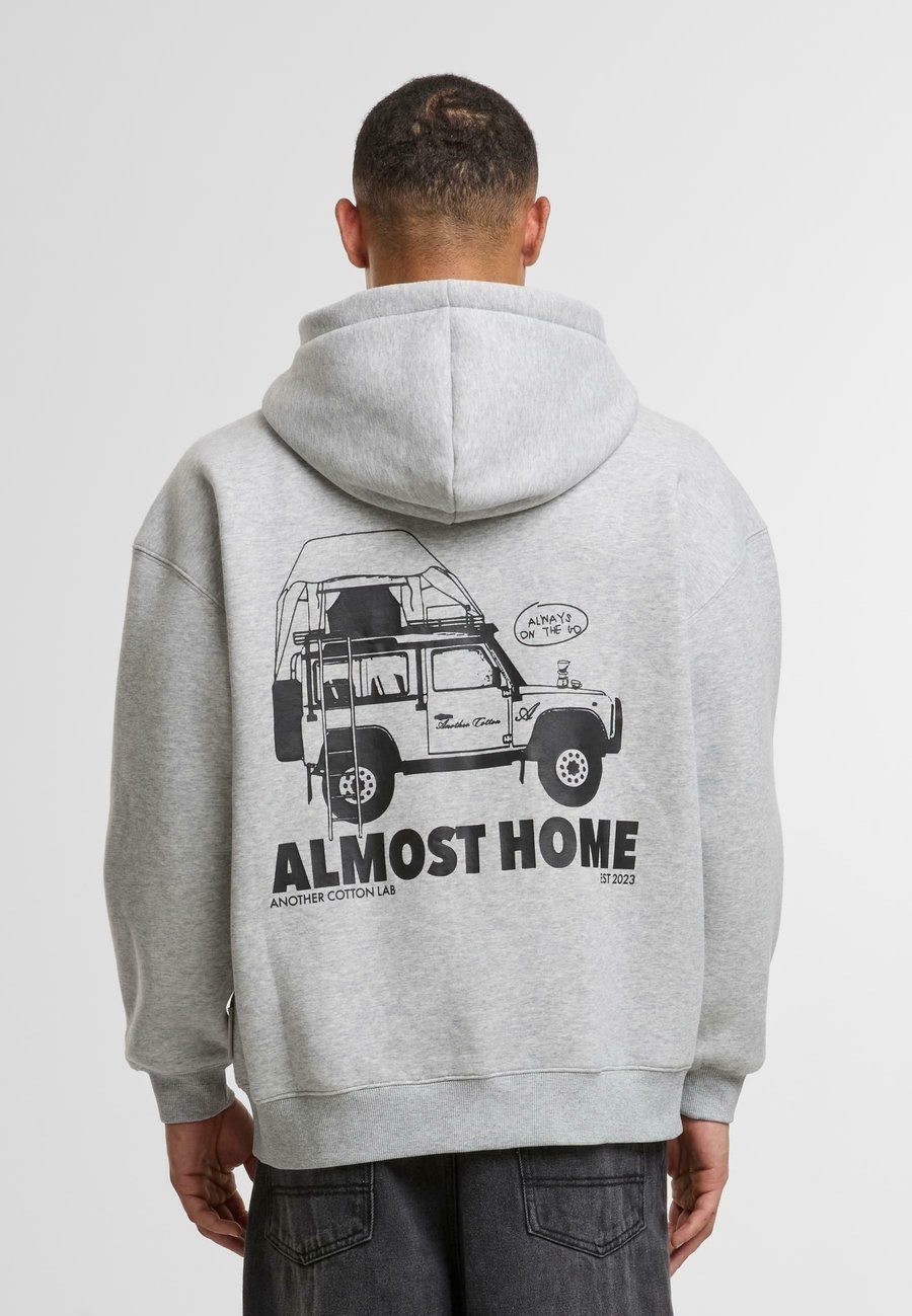 Толстовка Another Cotton Lab ALMOST HOME HOODIE, Grey, Серый, Толстовка Another Cotton Lab ALMOST HOME HOODIE, Grey
Толстовка Another Cotton Lab ALMOST HOME HOODIE, Grey, Серый, Толстовка Another Cotton Lab ALMOST HOME HOODIE, Grey