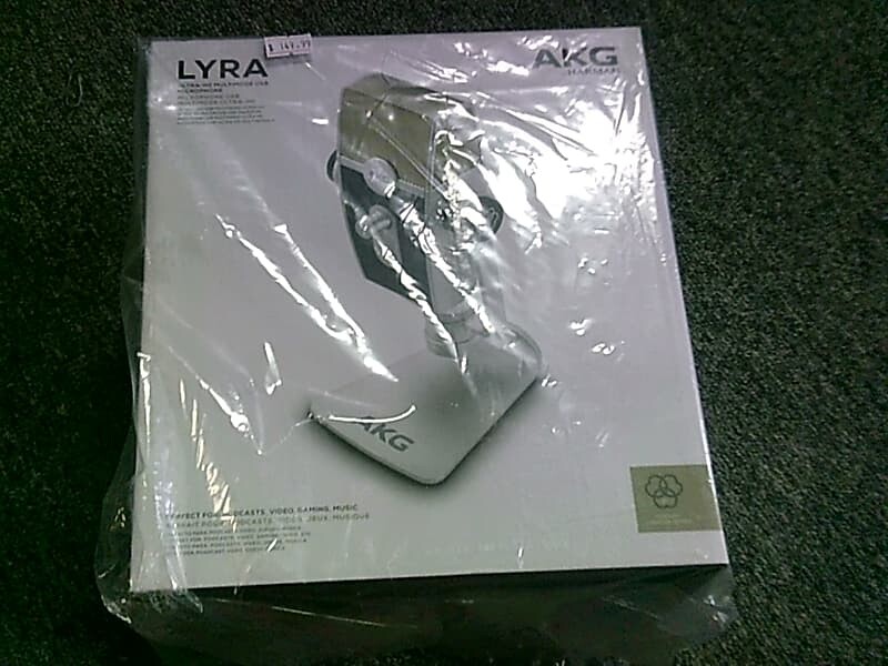 Микрофон AKG Lyra Multipattern USB Condenser Microphone
Микрофон AKG Lyra Multipattern USB Condenser Microphone