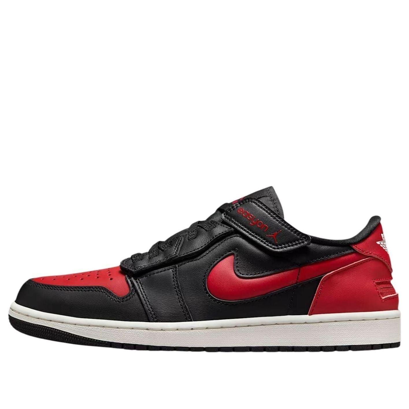 Кроссовки Air Jordan 1 Low Yeezy-On 'Black Varsity Red'
Кроссовки Air Jordan 1 Low Yeezy-On 'Black Varsity Red'