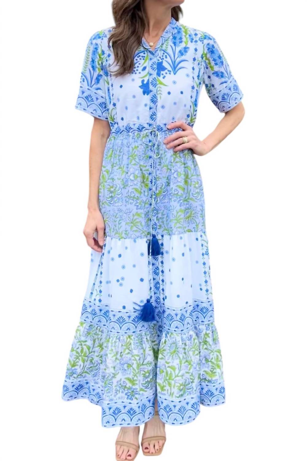 Платье макси Covent Garden в голубом цвете IslaPayal
Платье макси Covent Garden в голубом цвете IslaPayal