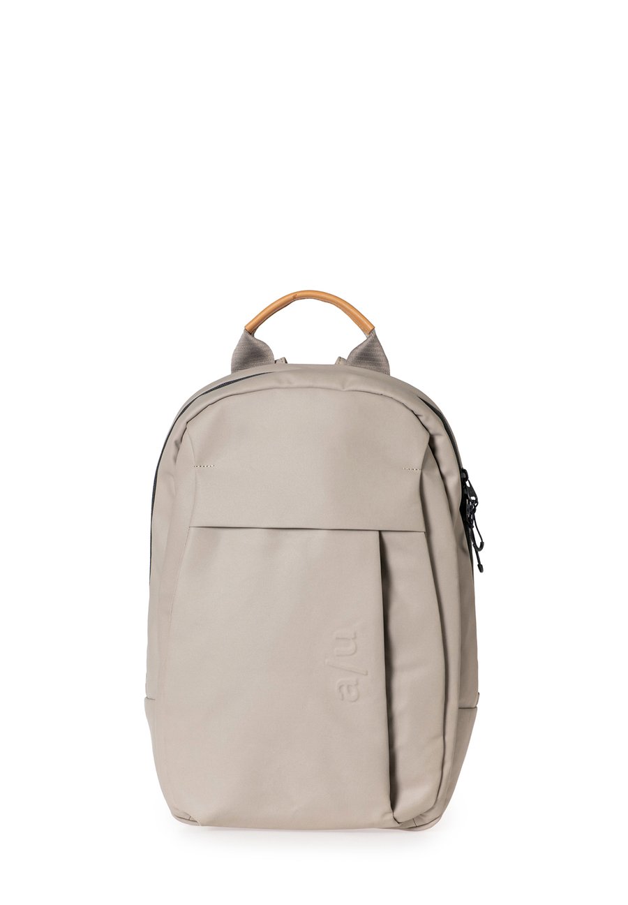 Рюкзак Aunts & Uncles Rucksack, Driftwood/Taupe
Рюкзак Aunts & Uncles Rucksack, Driftwood/Taupe
