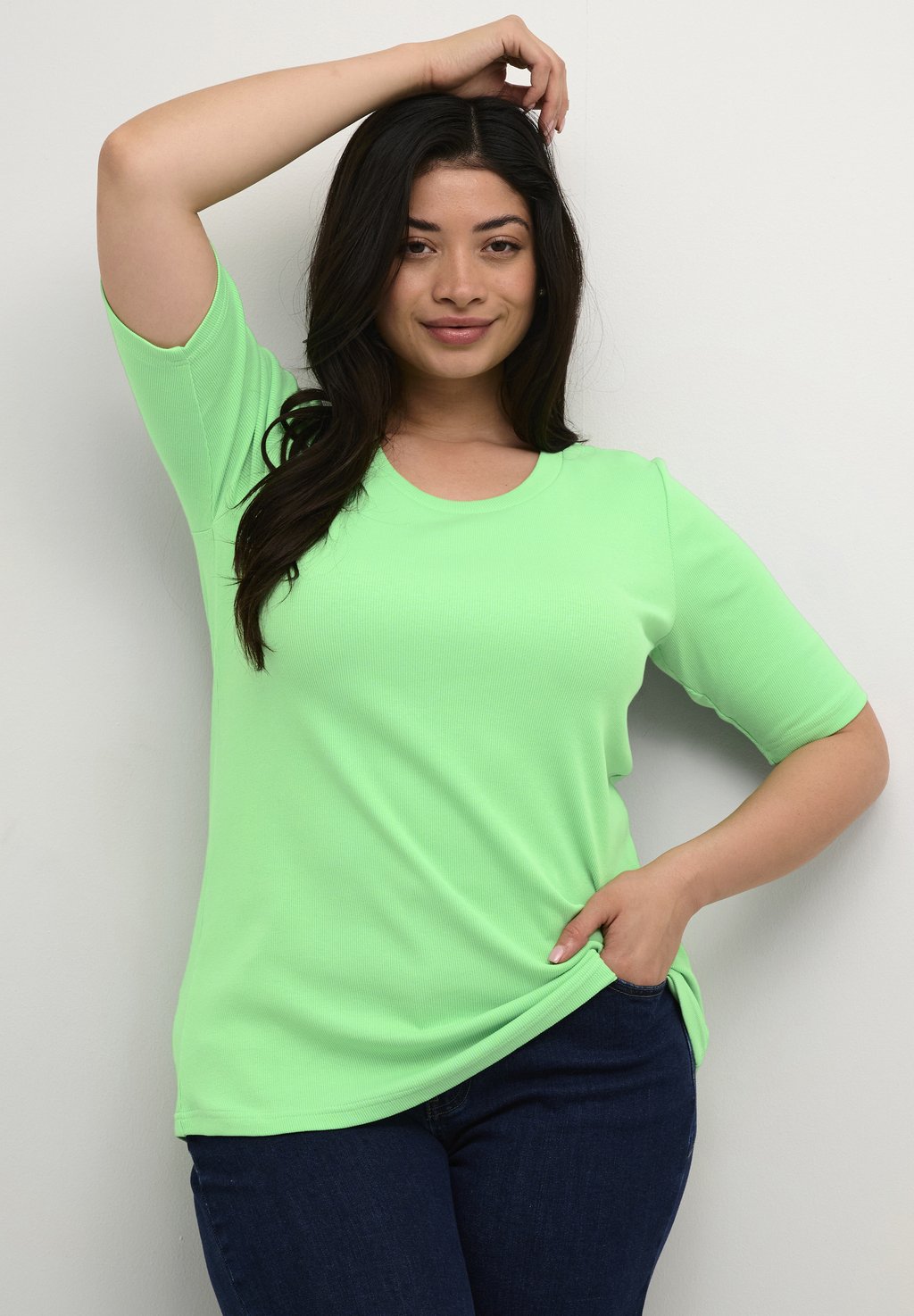 Базовая футболка CARINA Kaffe Curve, зеленый
Базовая футболка CARINA Kaffe Curve, зеленый
