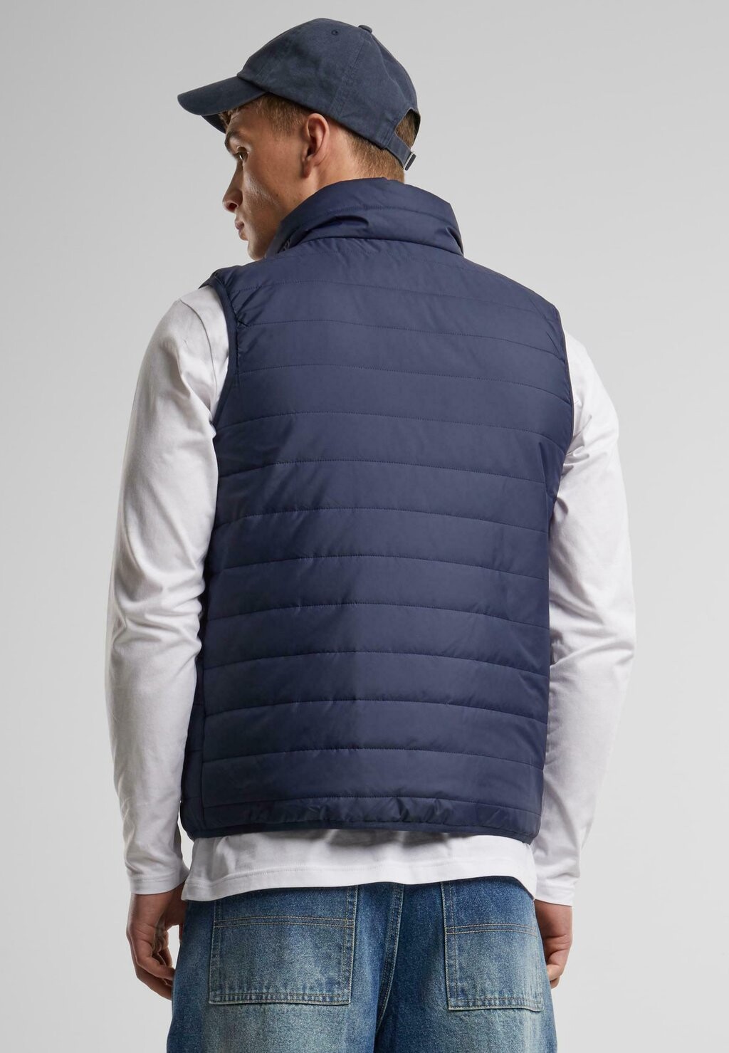 Жилет BASIC LIGHT WEIGH Urban Classics, темно-синий
Жилет BASIC LIGHT WEIGH Urban Classics, темно-синий