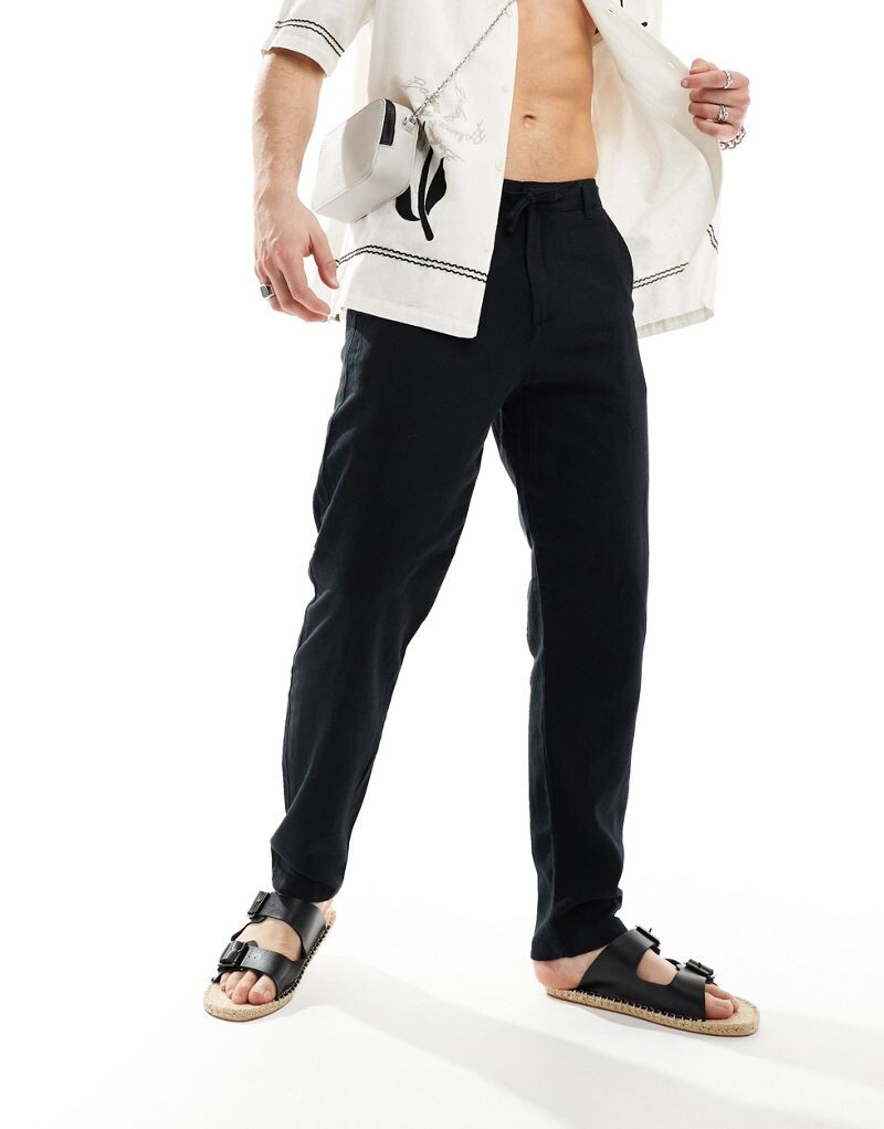 Selected Homme - Узкие зауженные льняные брюки черного цвета
Selected Homme - Узкие зауженные льняные брюки черного цвета