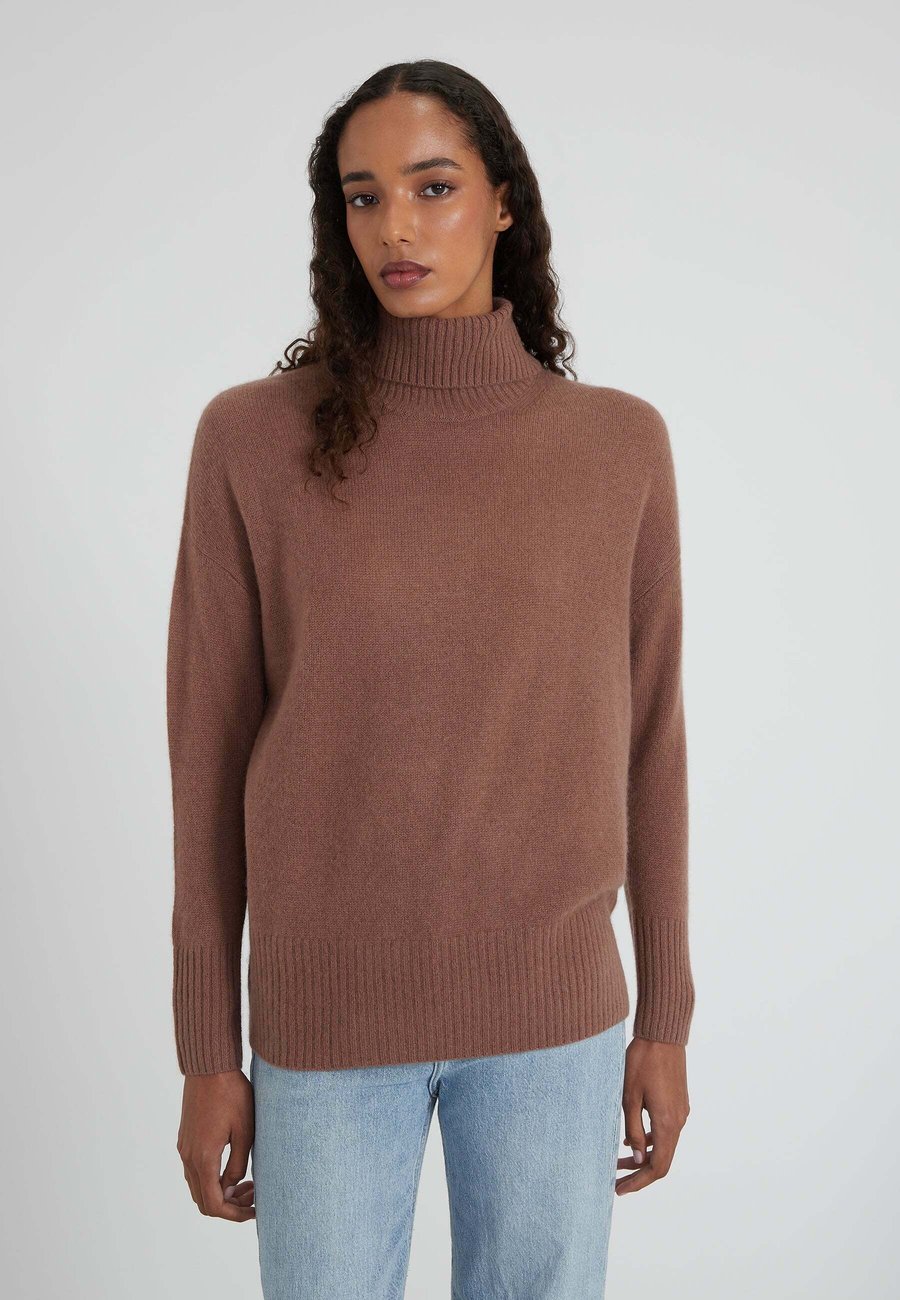 Джемпер Style Republic KASCH-MIR OVERSIZED TURTLE NECK, Mocha/Brown
Джемпер Style Republic KASCH-MIR OVERSIZED TURTLE NECK, Mocha/Brown