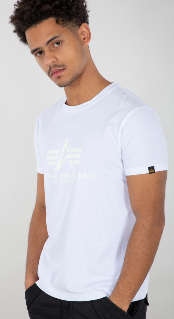 Футболка Alpha Industries Kryptonite T-Shirt, белый 
Футболка Alpha Industries Kryptonite T-Shirt, белый