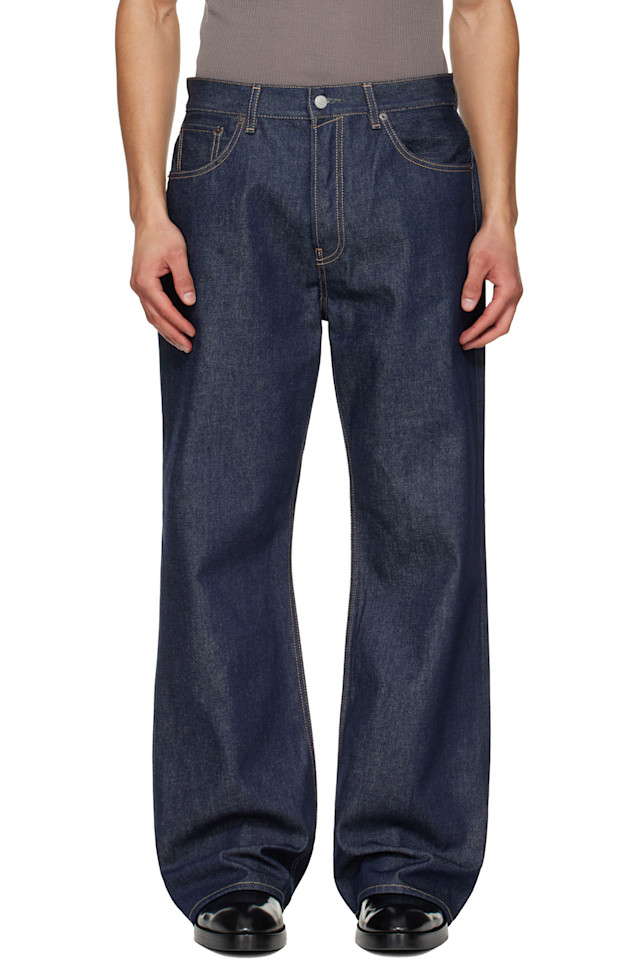 Acne Studios Синие джинсы стандартного кроя, модель 2021m
Acne Studios Синие джинсы стандартного кроя, модель 2021m